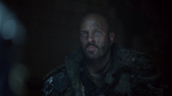 The 100 Season 2 Episode 10 Survival Of The Fittest-282
