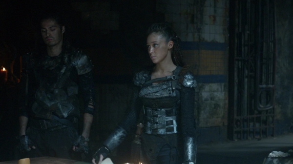 The 100 Season 2 Episode 10 Survival Of The Fittest-249
