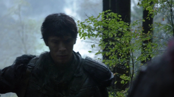 The 100 Season 2 Episode 10 Survival Of The Fittest-215
