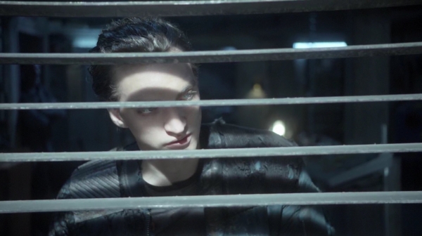 The 100 Season 2 Episode 10 Survival Of The Fittest-92
