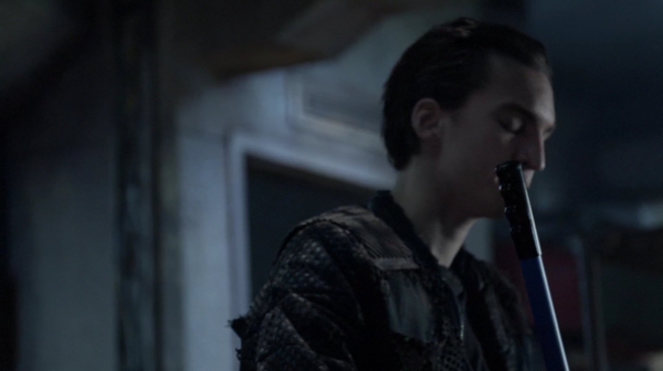 The 100 Season 2 Episode 10 Survival Of The Fittest-48
