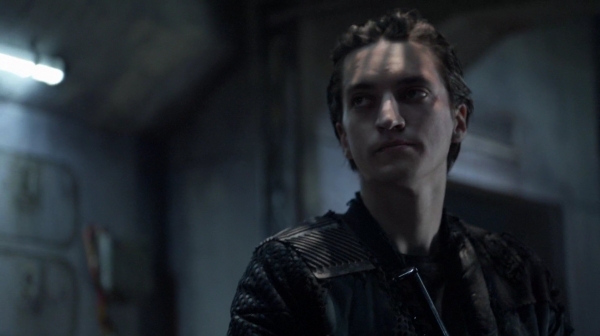 The 100 Season 2 Episode 10 Survival Of The Fittest-47
