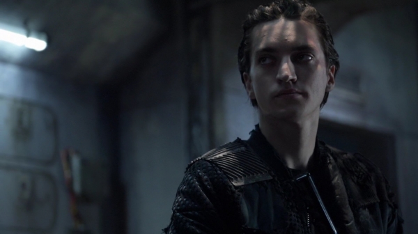The 100 Season 2 Episode 10 Survival Of The Fittest-46
