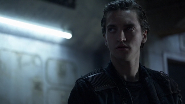 The 100 Season 2 Episode 10 Survival Of The Fittest-37
