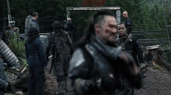 The 100 Season 2 Episode 10 Survival Of The Fittest-17
