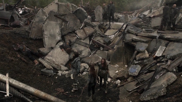 The 100 Resurrection Season Two Episode Thirteen-516
