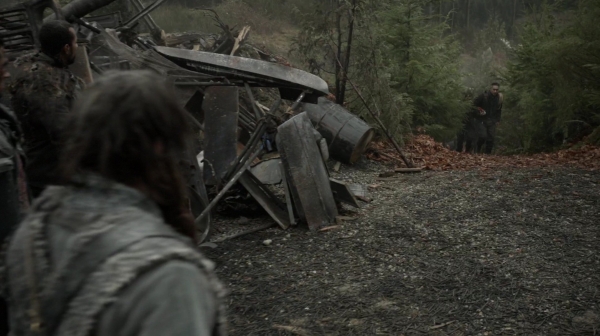 The 100 Resurrection Season Two Episode Thirteen-338
