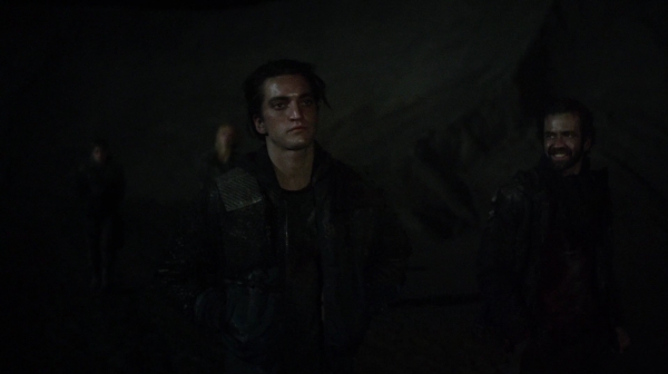 Bodyguard of Lies The 100 Season 2 Episode Fourteen-2056

