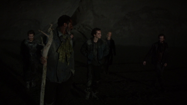 Bodyguard of Lies The 100 Season 2 Episode Fourteen-2050
