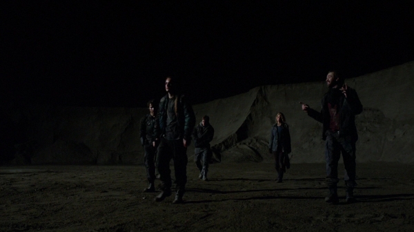 Bodyguard of Lies The 100 Season 2 Episode Fourteen-2042
