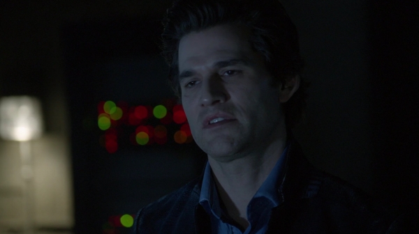 Bodyguard of Lies The 100 Season 2 Episode Fourteen-2003
