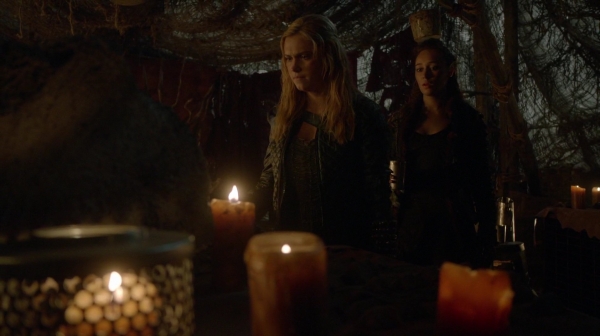 Bodyguard of Lies The 100 Season 2 Episode Fourteen-1854
