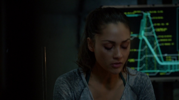 Bodyguard of Lies The 100 Season 2 Episode Fourteen-1714
