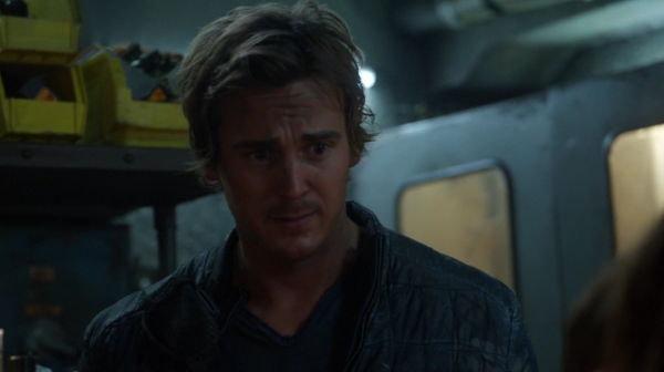 Bodyguard of Lies The 100 Season 2 Episode Fourteen-1711
