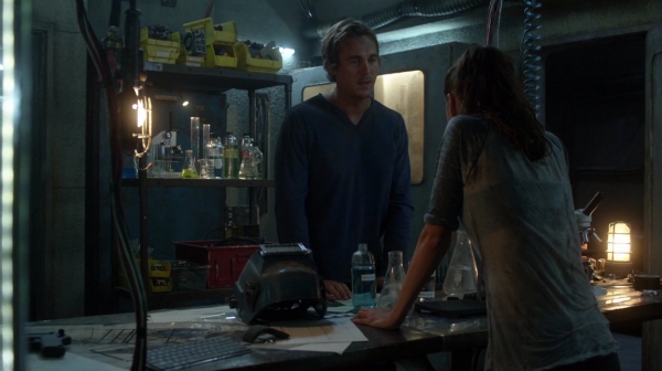 Bodyguard of Lies The 100 Season 2 Episode Fourteen-1706
