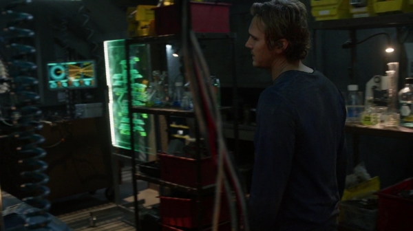 Bodyguard of Lies The 100 Season 2 Episode Fourteen-1686
