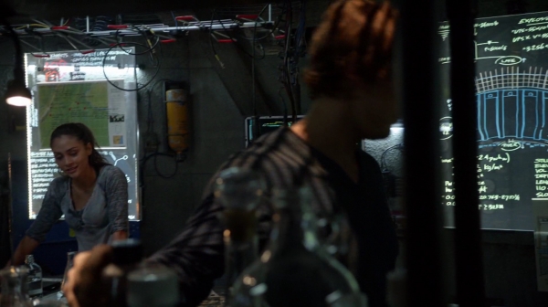 Bodyguard of Lies The 100 Season 2 Episode Fourteen-1673
