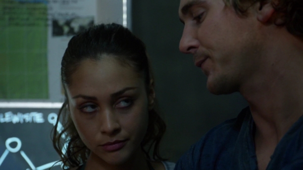 Bodyguard of Lies The 100 Season 2 Episode Fourteen-1667
