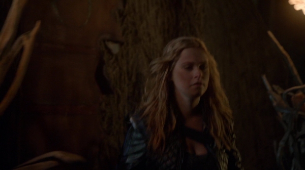 Bodyguard of Lies The 100 Season 2 Episode Fourteen-1662
