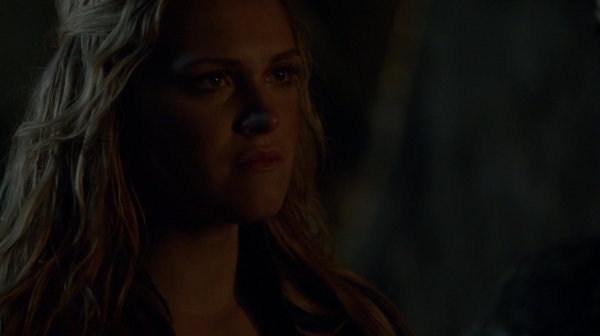 Bodyguard of Lies The 100 Season 2 Episode Fourteen-1560
