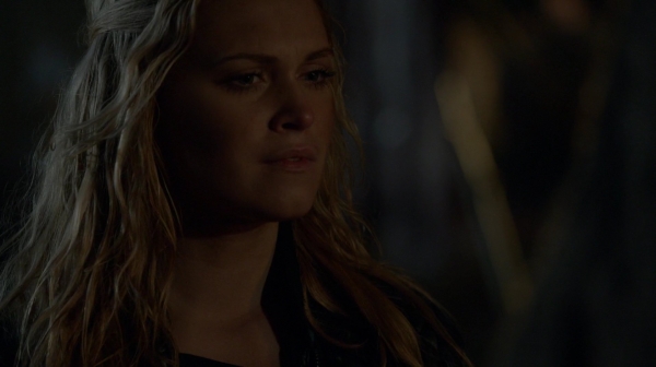 Bodyguard of Lies The 100 Season 2 Episode Fourteen-1537
