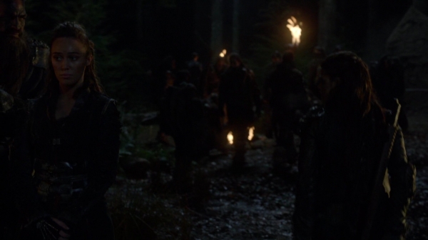 Bodyguard of Lies The 100 Season 2 Episode Fourteen-1526
