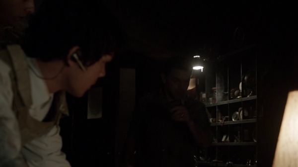 Bodyguard of Lies The 100 Season 2 Episode Fourteen-1428
