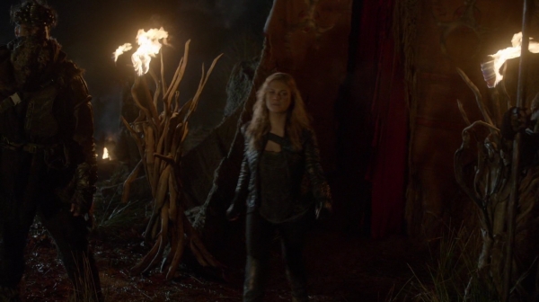 Bodyguard of Lies The 100 Season 2 Episode Fourteen-1418
