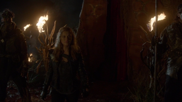 Bodyguard of Lies The 100 Season 2 Episode Fourteen-1417

