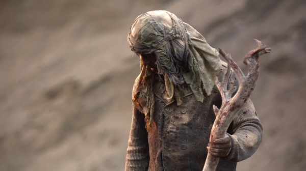 Bodyguard of Lies The 100 Season 2 Episode Fourteen-1242
