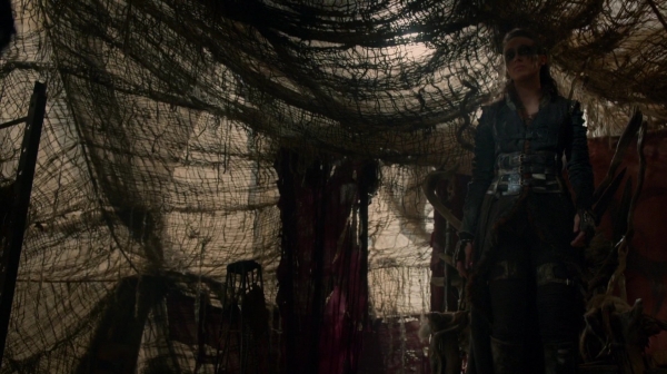 Bodyguard of Lies The 100 Season 2 Episode Fourteen-1222
