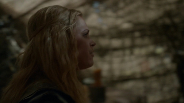 Bodyguard of Lies The 100 Season 2 Episode Fourteen-1213
