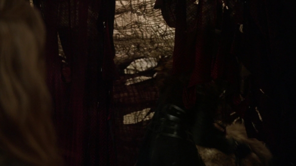 Bodyguard of Lies The 100 Season 2 Episode Fourteen-1206
