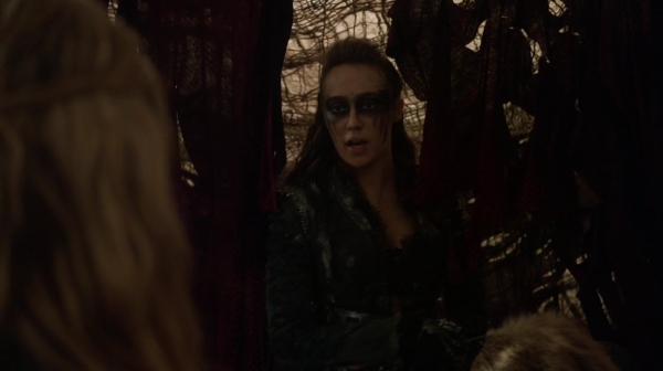 Bodyguard of Lies The 100 Season 2 Episode Fourteen-1205
