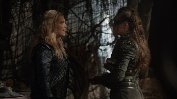 Bodyguard of Lies The 100 Season 2 Episode Fourteen-1190
