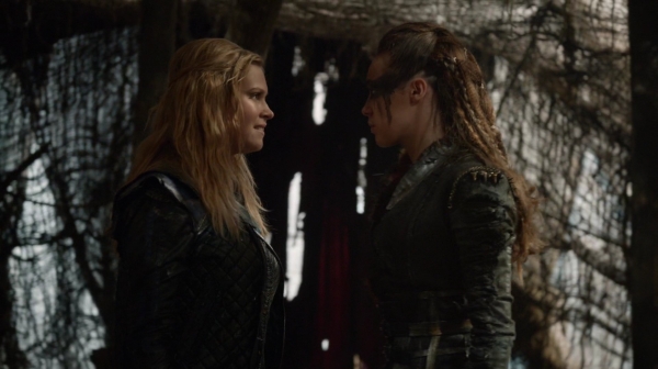 Bodyguard of Lies The 100 Season 2 Episode Fourteen-1164

