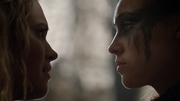 Bodyguard of Lies The 100 Season 2 Episode Fourteen-1147
