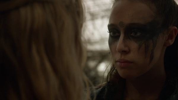 Bodyguard of Lies The 100 Season 2 Episode Fourteen-1136
