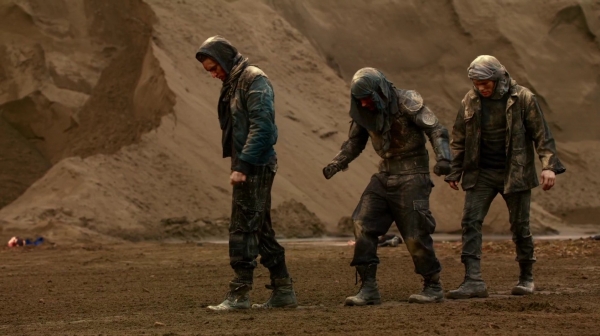 Bodyguard of Lies The 100 Season 2 Episode Fourteen-1066
