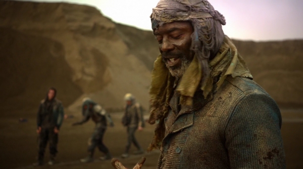 Bodyguard of Lies The 100 Season 2 Episode Fourteen-1055
