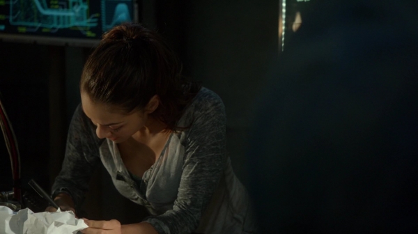 Bodyguard of Lies The 100 Season 2 Episode Fourteen-967
