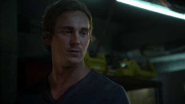 Bodyguard of Lies The 100 Season 2 Episode Fourteen-949
