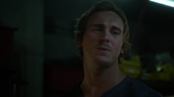 Bodyguard of Lies The 100 Season 2 Episode Fourteen-945

