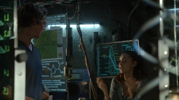Bodyguard of Lies The 100 Season 2 Episode Fourteen-943
