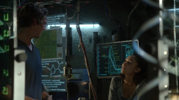 Bodyguard of Lies The 100 Season 2 Episode Fourteen-941
