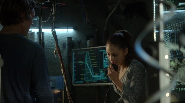 Bodyguard of Lies The 100 Season 2 Episode Fourteen-911
