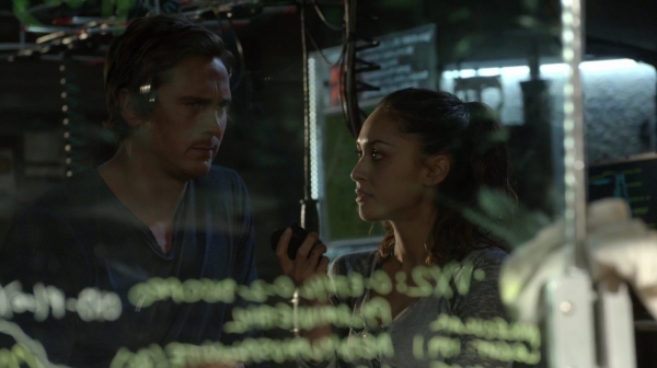 Bodyguard of Lies The 100 Season 2 Episode Fourteen-902
