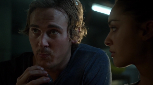 Bodyguard of Lies The 100 Season 2 Episode Fourteen-882
