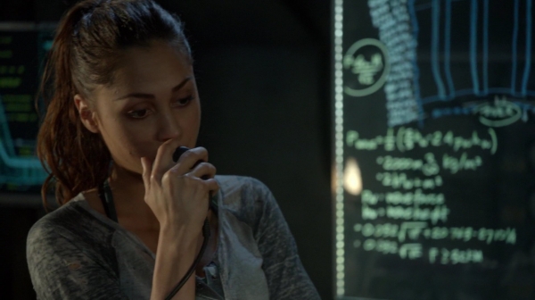 Bodyguard of Lies The 100 Season 2 Episode Fourteen-856
