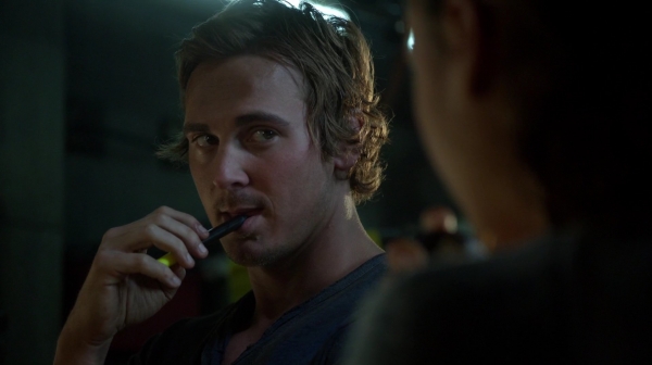 Bodyguard of Lies The 100 Season 2 Episode Fourteen-850
